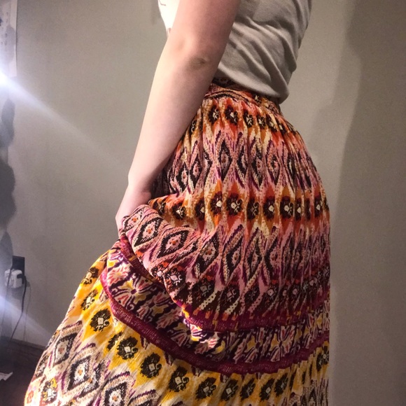 Flowy Colorful Skirt Sz. S - Picture 2 of 7